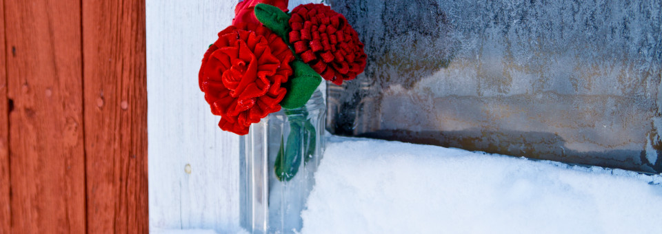 Infusing the holiday season into your winter nuptials…