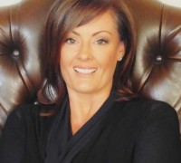 Lisa Wright joins the Weddings Know-How Magazine team